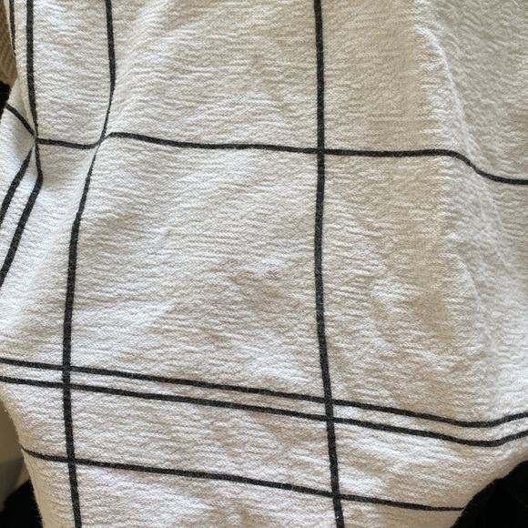 Zara Tee S - Picture 6 of 6